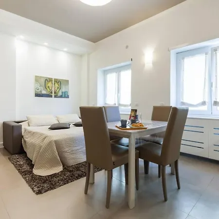 Maison Santa Croce Rome