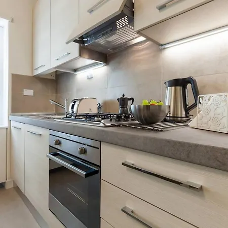 Apartment Maison Santa Croce Rome