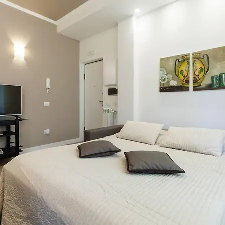 Maison Santa Croce Rome